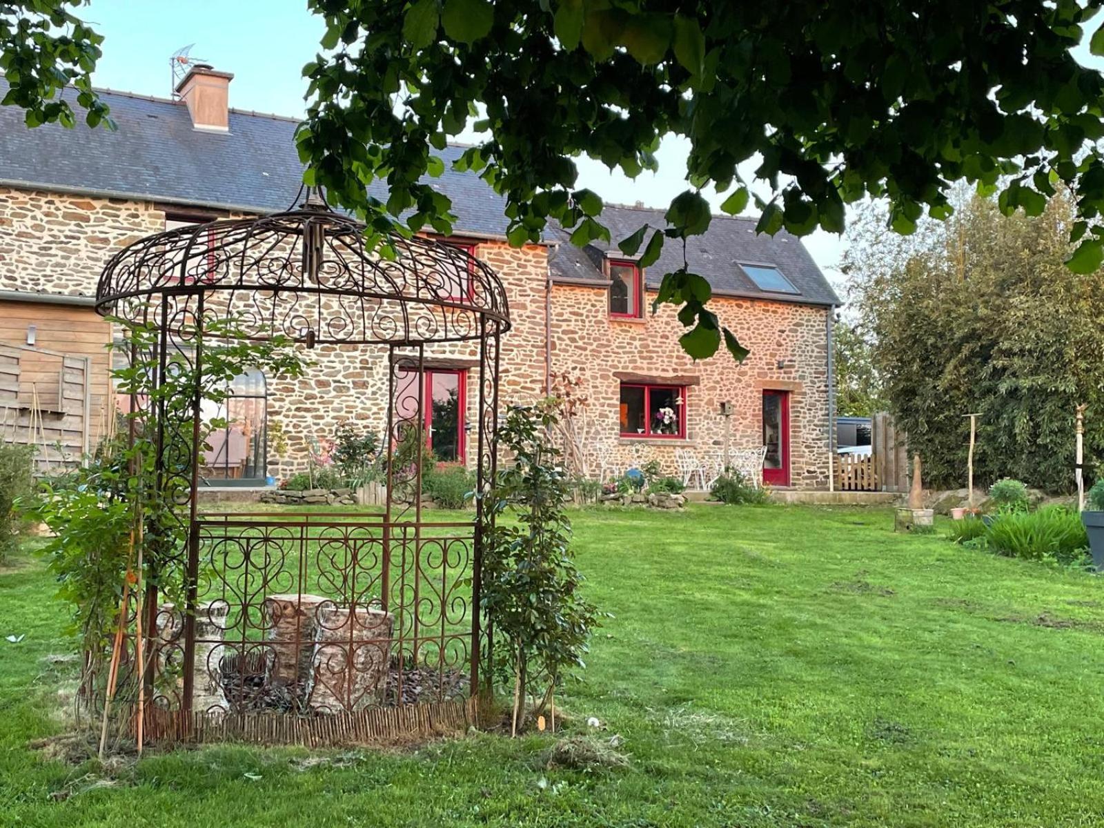 Chambres d'hôtes Saint-Hélen Exterior foto